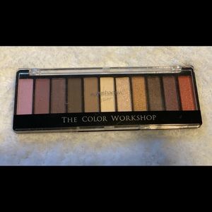 Markwins international eyeshadow palette
